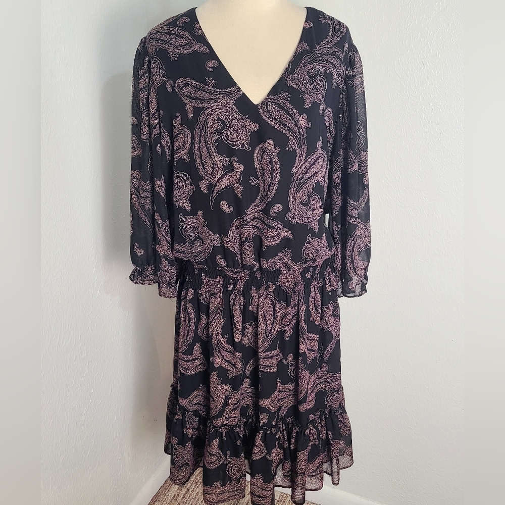 Taylor Black & Pink Paisley Dress, Ruffled Hem, Wide 3/4 Sleeves, Size 18W